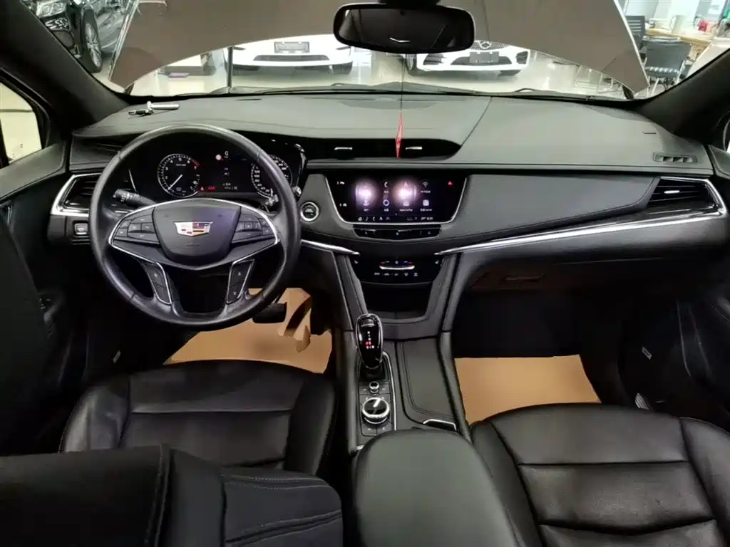 Cadillac XT5 2020 28T AWD Luxury Model фото 10
