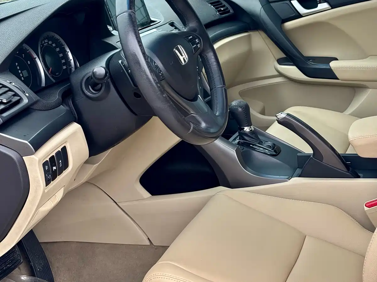 Honda Spirior 2013 2013 2.4L Premium Edition