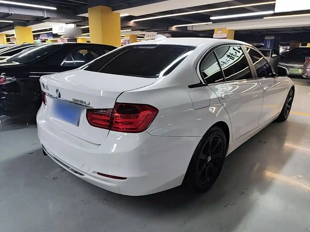 Фото 7 - BMW 3 Series