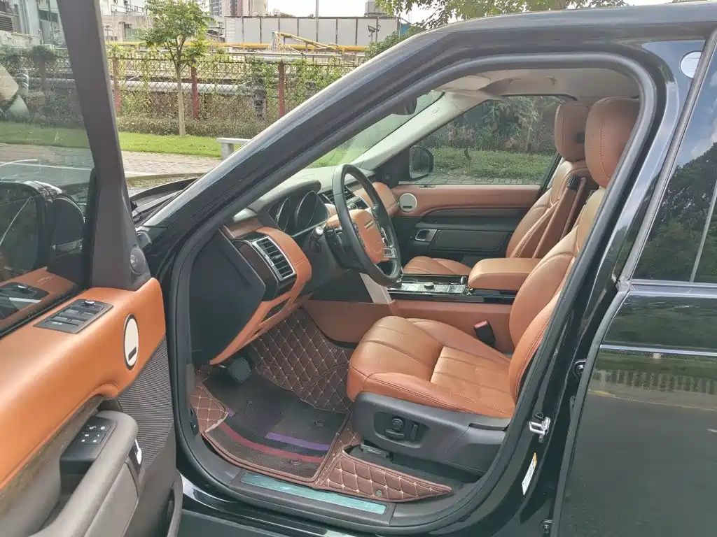 Фото 9 - Land Rover Discovery