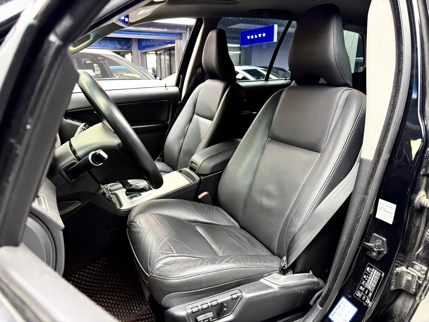 Volvo XC Classic 2014 T5 Luxury Edition фото 9