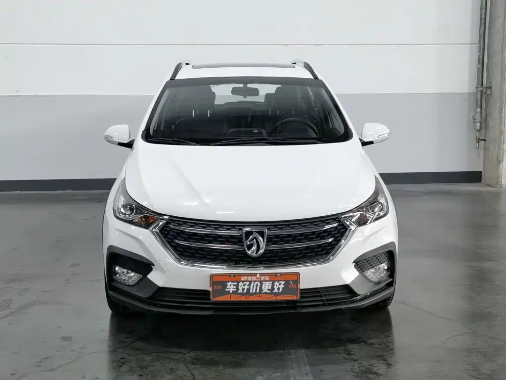 Baojun 310W 2018 2018 1.5L Auto Luxury China V