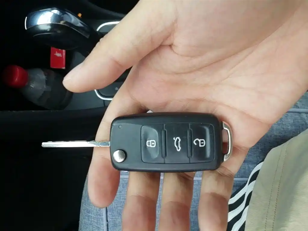 Volkswagen Polo 2016 1.4L Automatic Trend фото 9