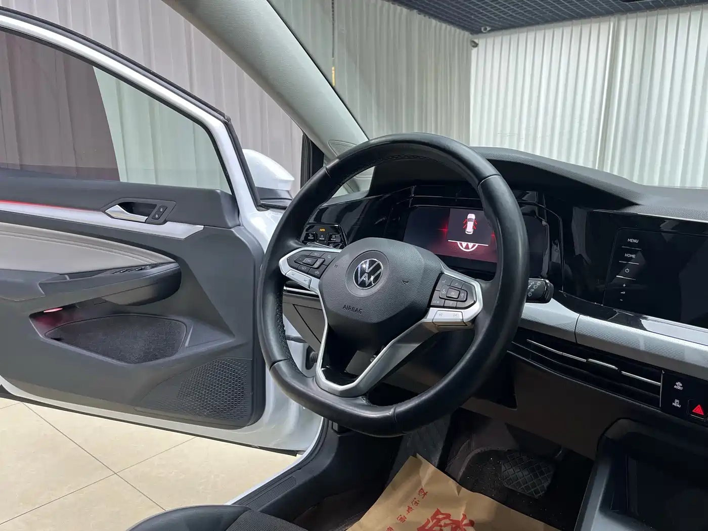 Volkswagen Golf 2021 280TSI DSG Pro Launch Edition фото 14