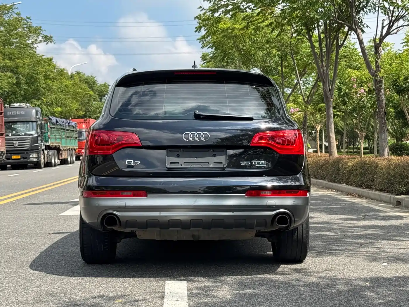 Фото 9 - Audi Q7