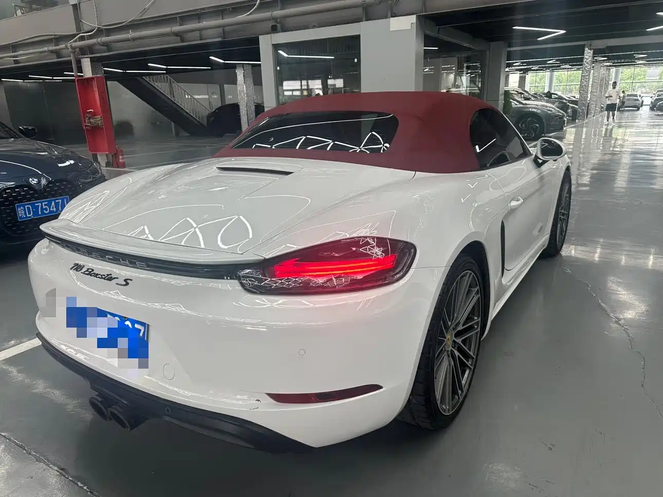 Porsche 718 2016 Boxster 2.0T фото 8