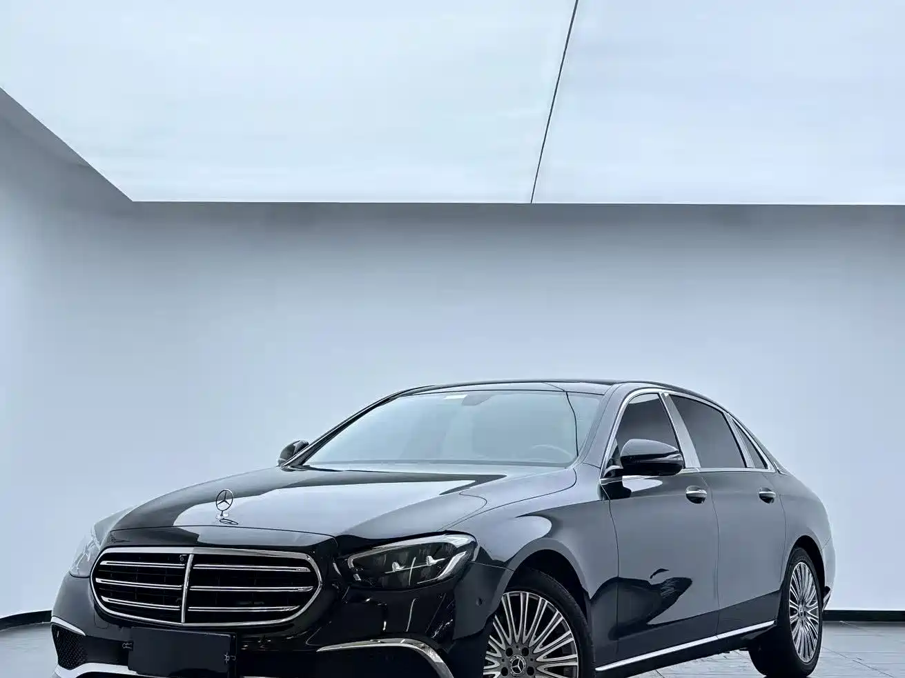 Mercedes-Benz E-Class 2021 E 300 L Fashion