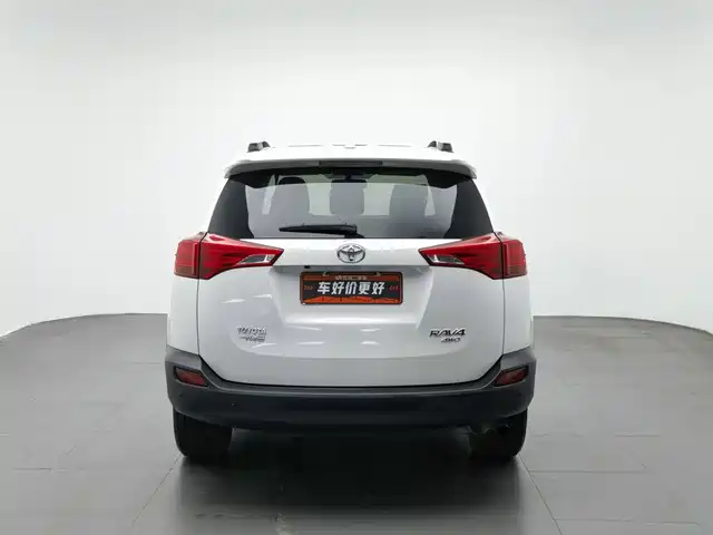 Toyota RAV4 Rongfang 2015 2.5L Automatic 4WD Elite Edition — фото 4