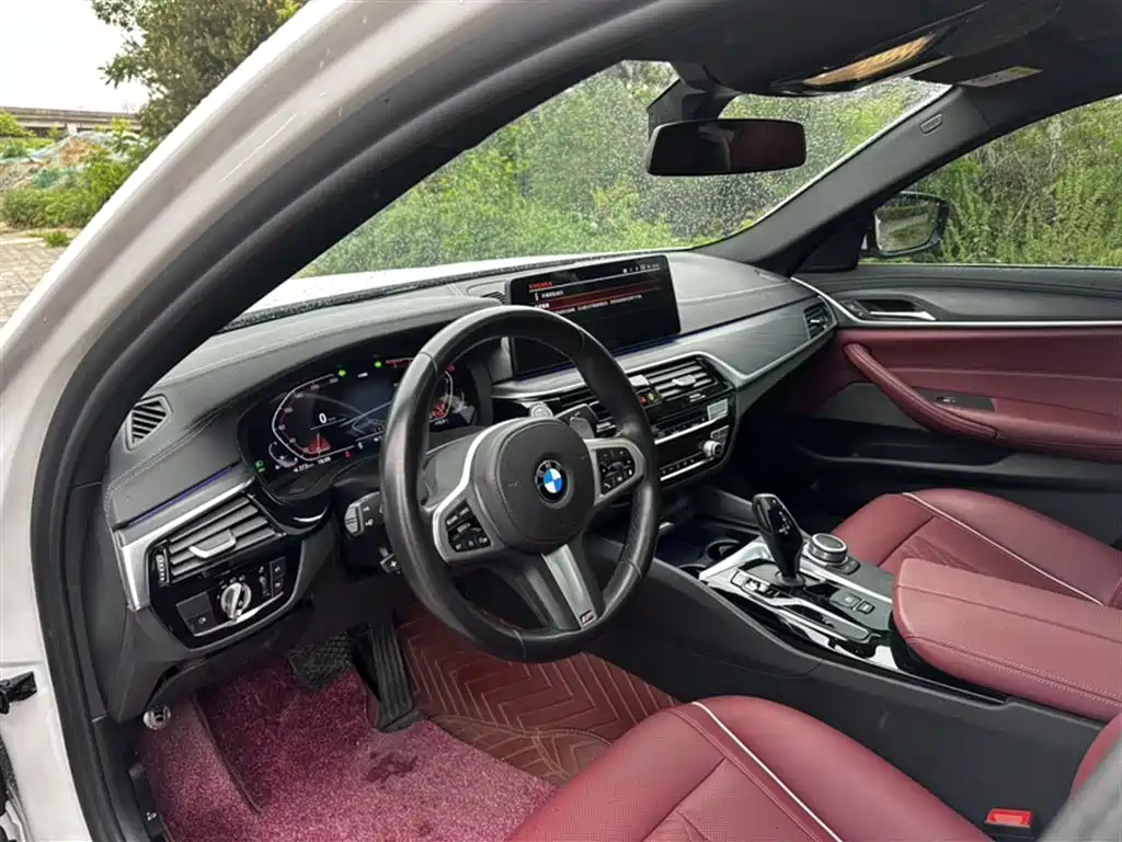 BMW 5 Series 2022 Facelift 530Li Leading M Sport Package фото 8