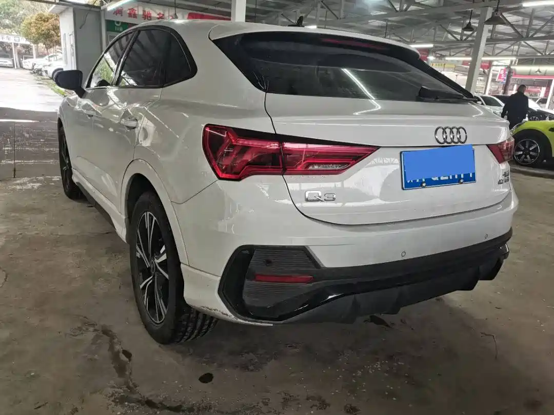 Audi Q3 Sportback 2022 40 TFSI Fashion фото 9
