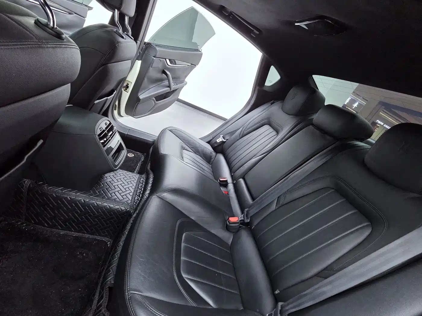 Maserati Quattroporte 2015 3.0T S Q4 фото 13