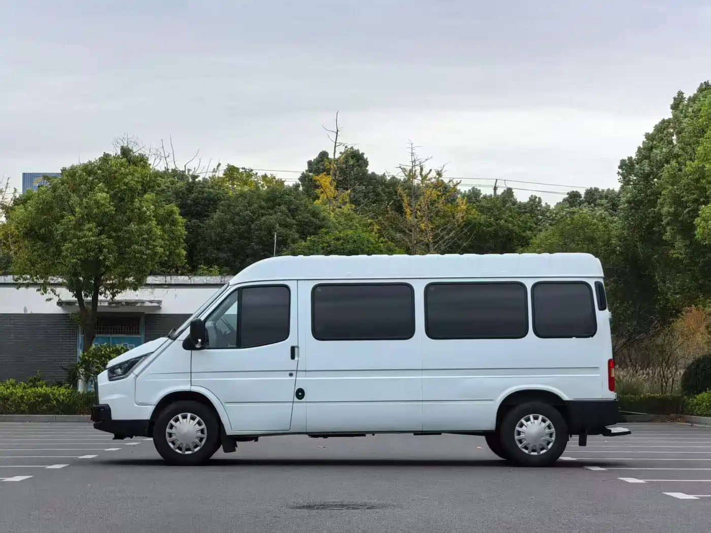 Jiangling Tesun 2020 2019 2.8T Commercial Short Wheelbase Medium Roof 6-Seater China VI JX493