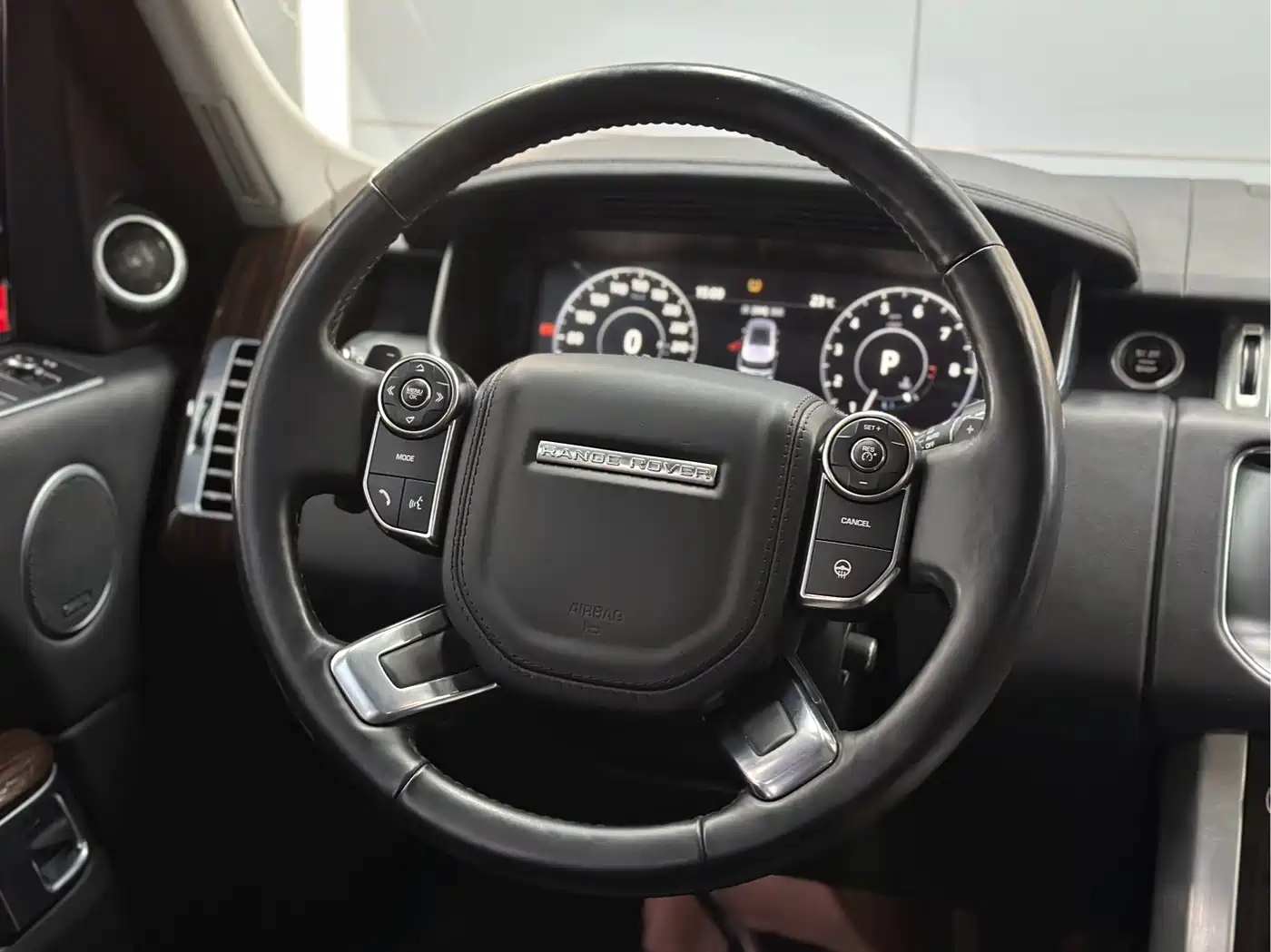 Land Rover Range Rover 2017 3.0 SC V6 Vogue фото 11