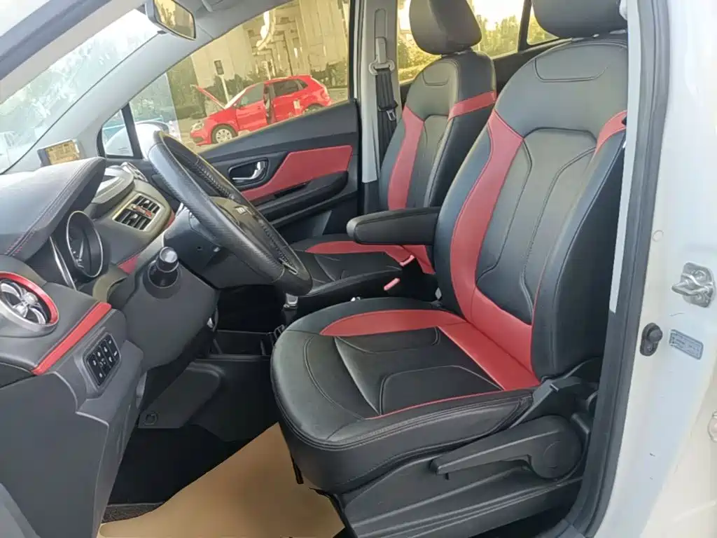 Haval H1 2017 2017 Blue Label 1.5L AMT Luxury