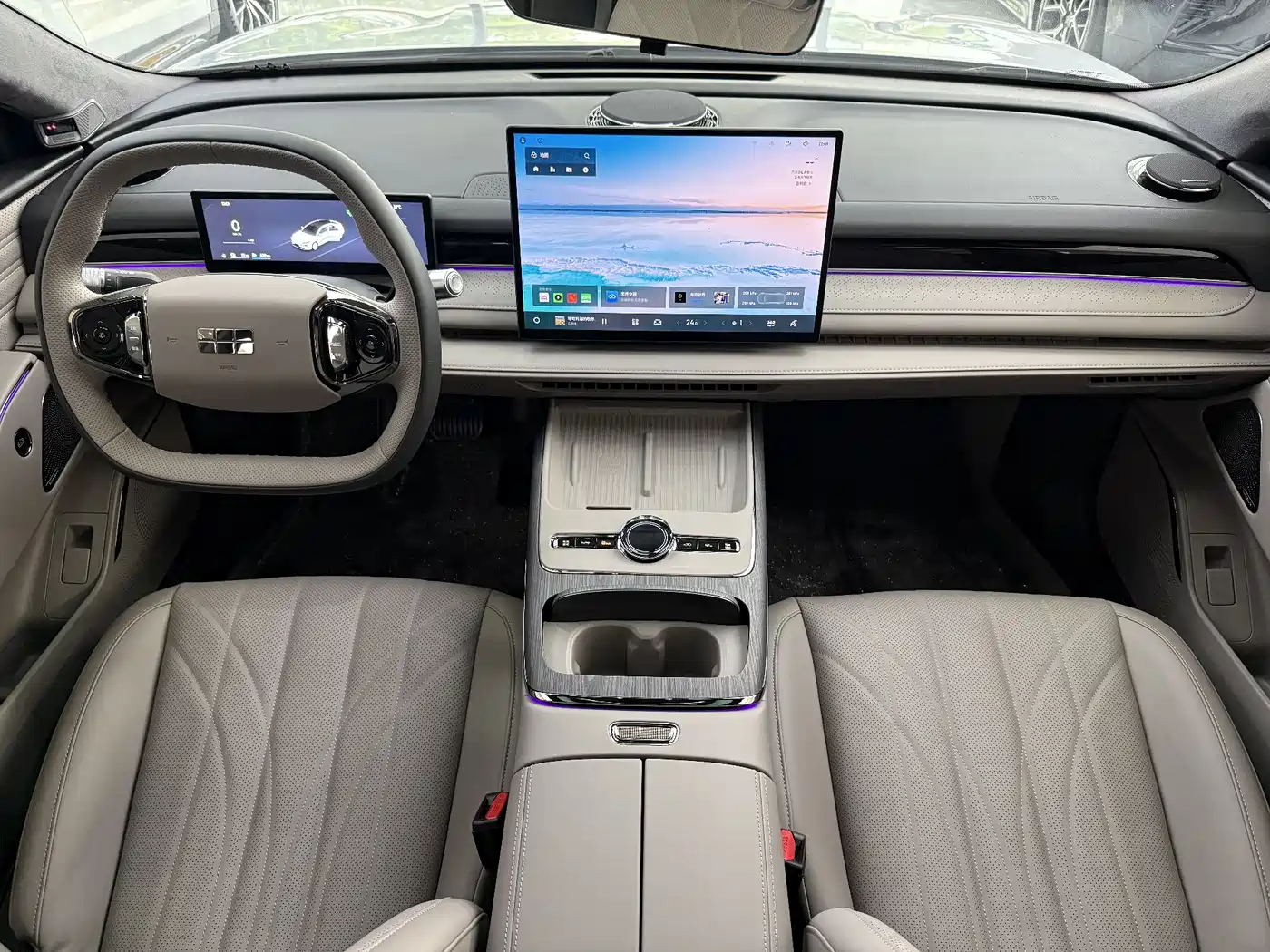 GEELY GALAXY GALAXY SPARKLE 8