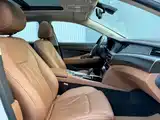 Фото 8 - Geely Borui