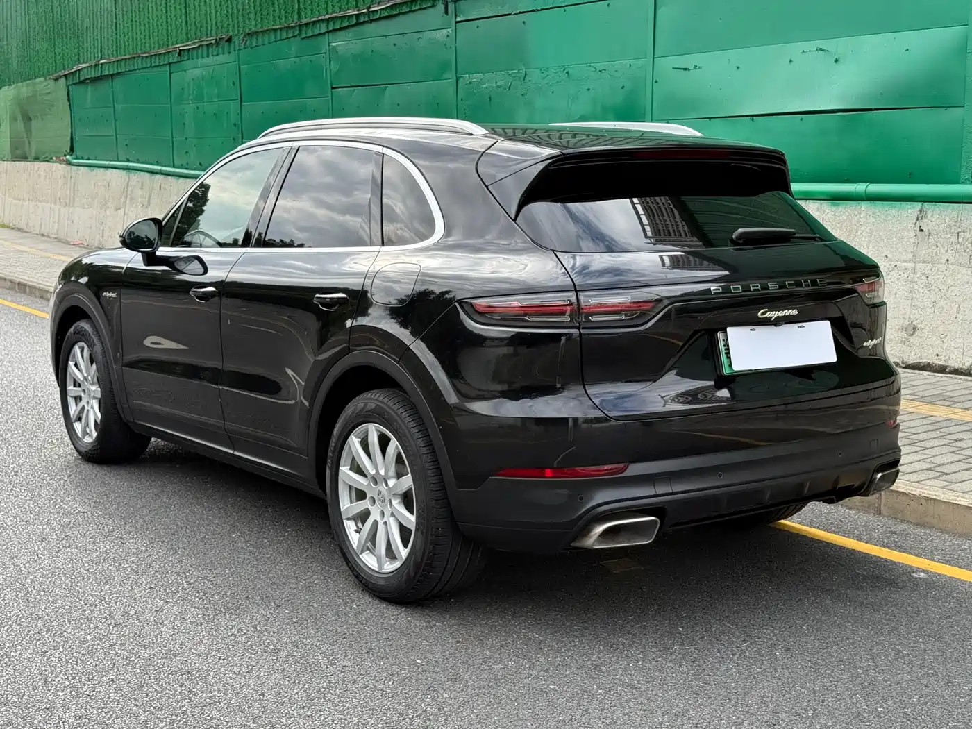 Porsche Cayenne New Energy 2019 Cayenne E-Hybrid 2.0T фото 6