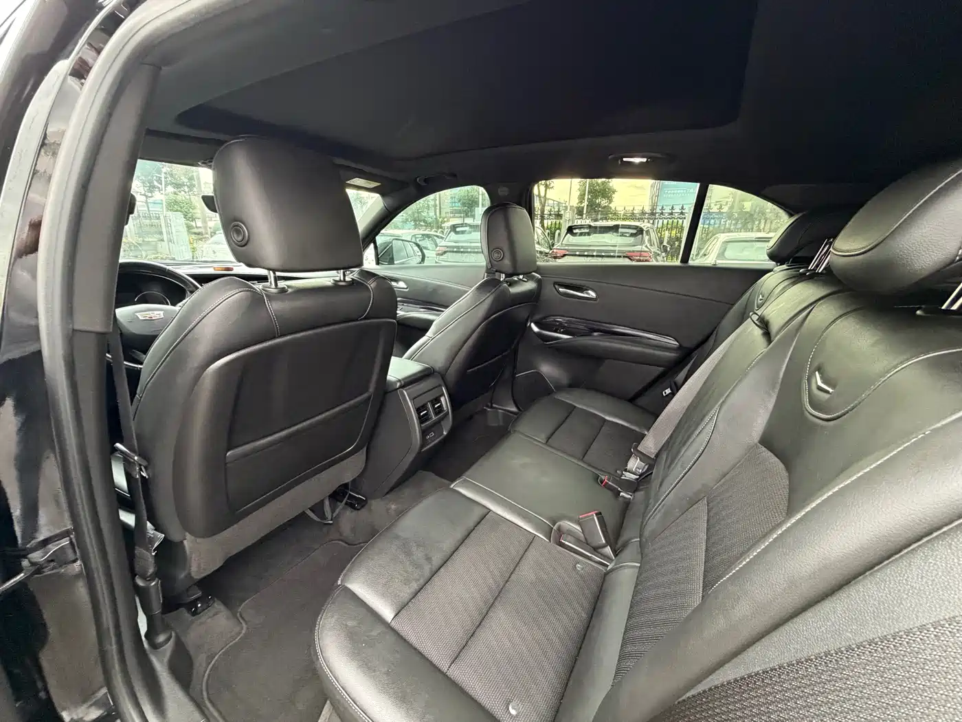 Cadillac XT4 2021 28T FWD Technology Edition фото 6