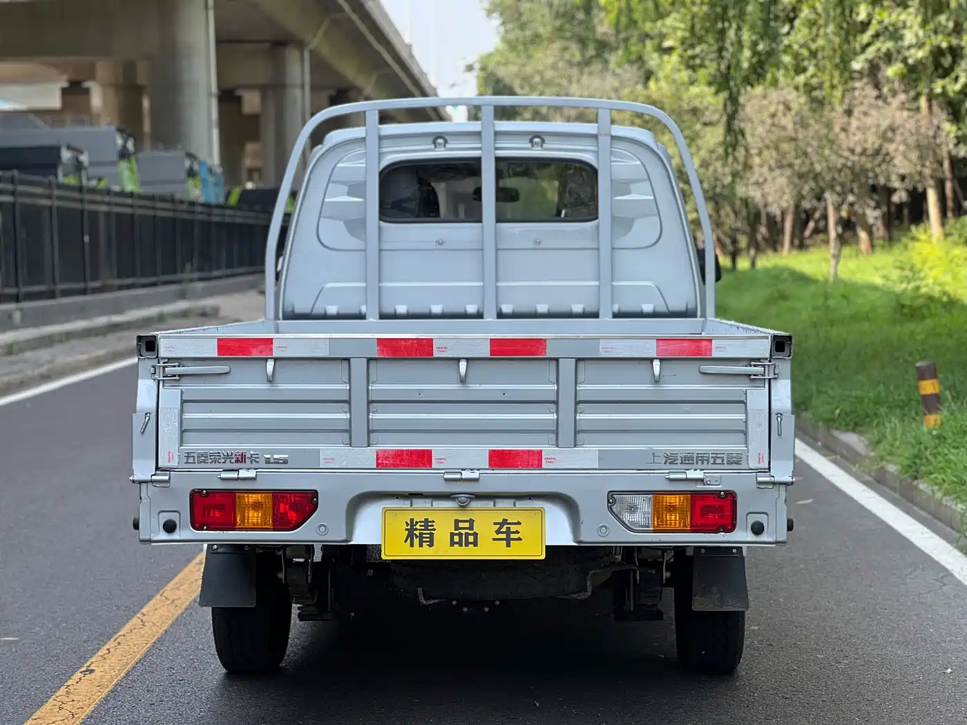 Wuling Motors Wuling Rongguang New Truck 2025 2023 1.5L Double Cab Extended Basic Model LAR