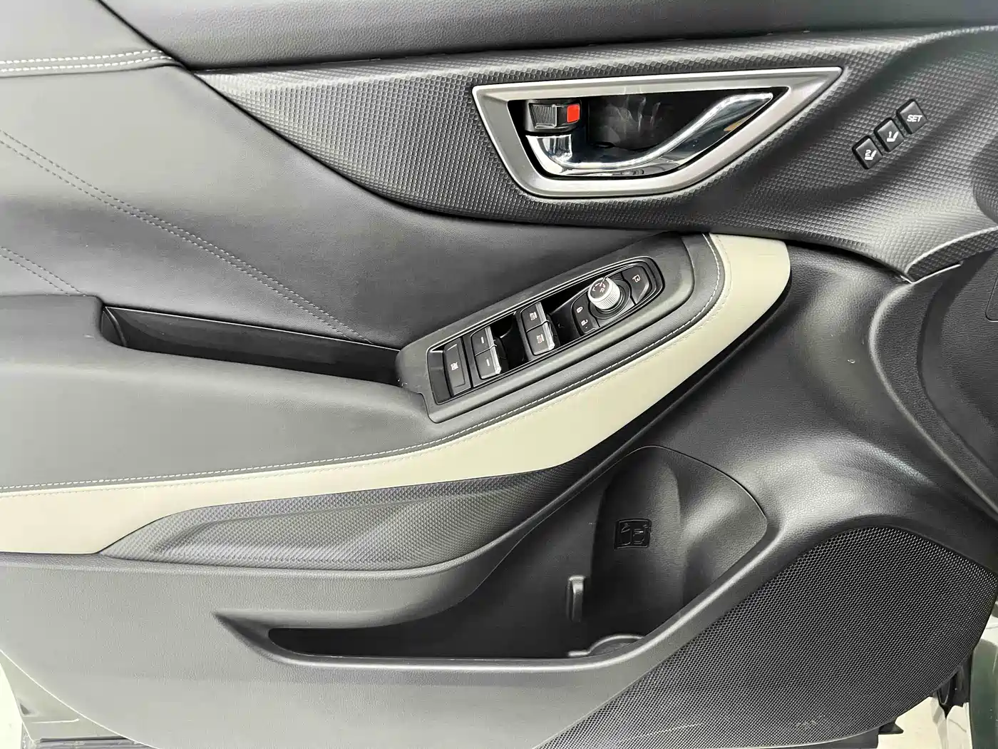 Subaru Forester 2022 2.0i AWD Luxury Edition with EyeSight фото 8