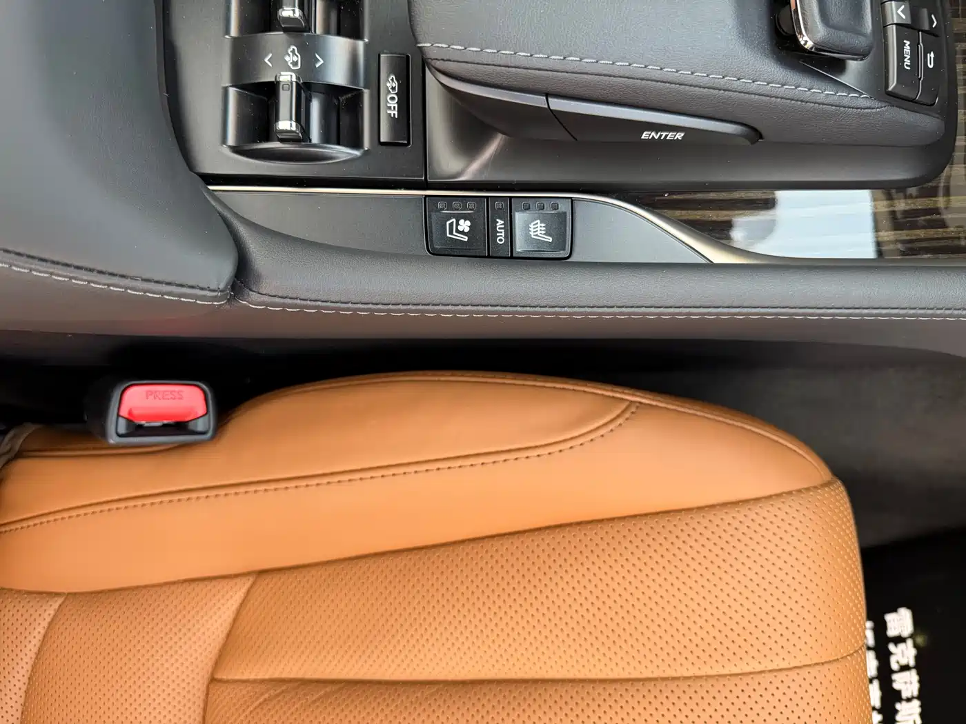 Lexus LX 2022 2019 570 Peak Special Edition
