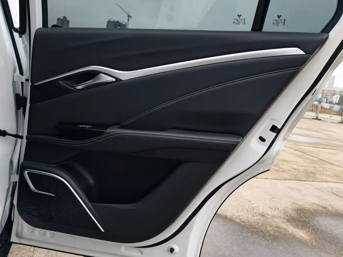 NEZHA AUTOMOBILE NEZHA U