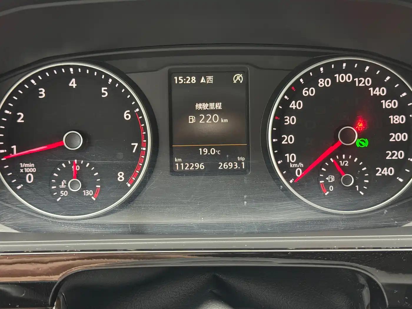Volkswagen Multivan 2018 2.0TSI 4WD Premium Edition 7-Seater фото 11