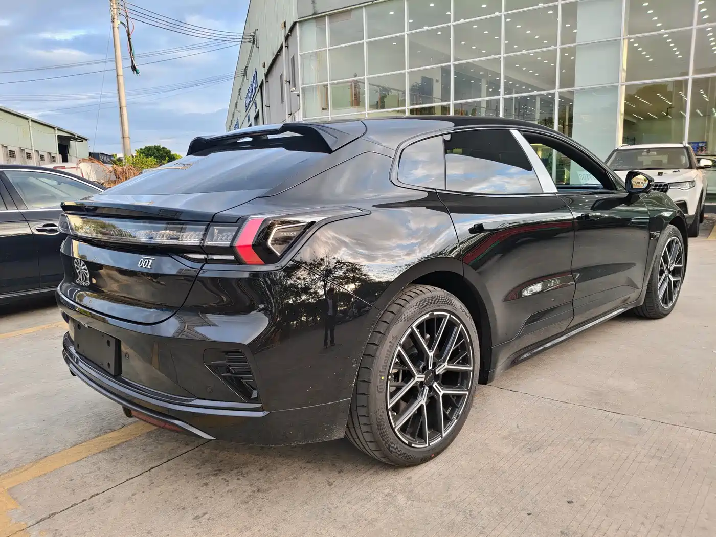 ZEEKR EXTREME KRYPTON 001