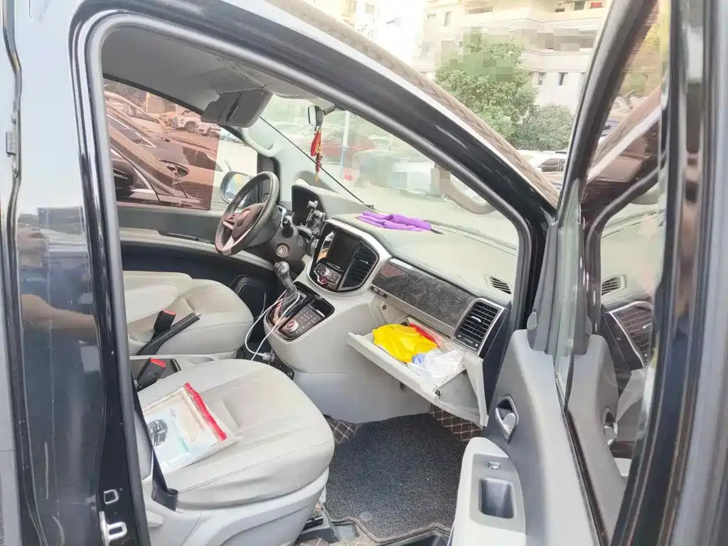 JAC Refine M4 2019 2019 2.0T DCT Executive Edition