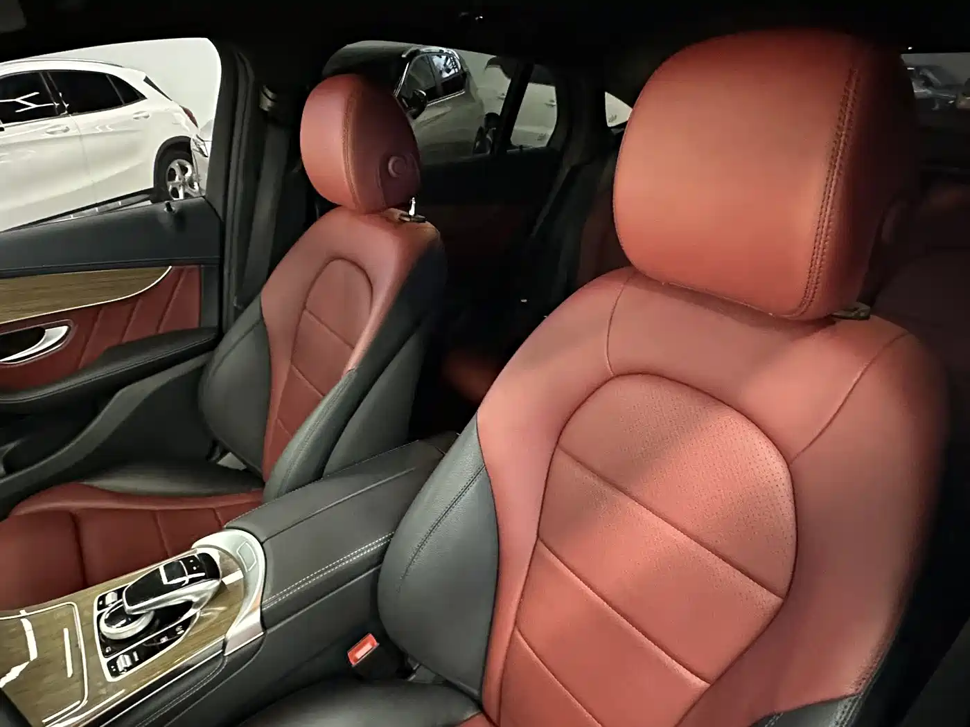 Mercedes-Benz GLC Coupe 2017 GLC 260 4MATIC Coupe SUV фото 8
