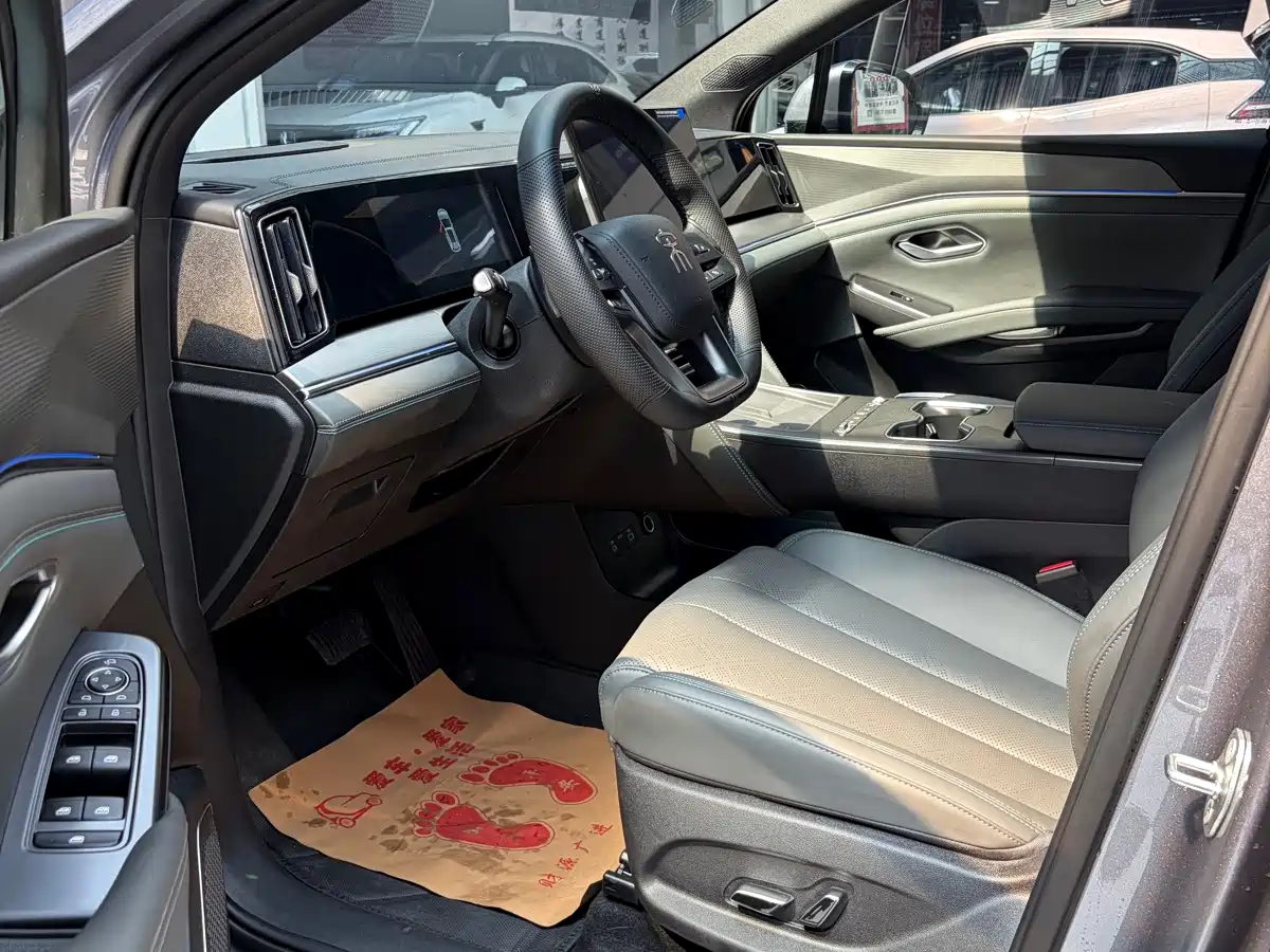 Фото 7 - BYD Song L DM-i