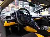 Фото 11 - Lamborghini Huracán