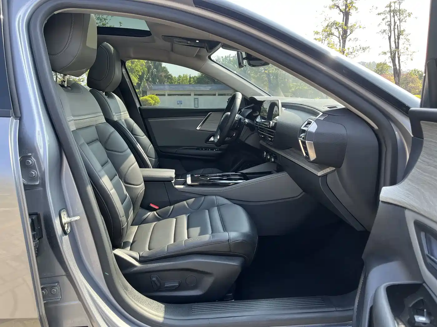Citroën Versailles C5 X 2024 2023 1.6T Enjoy Extraordinary