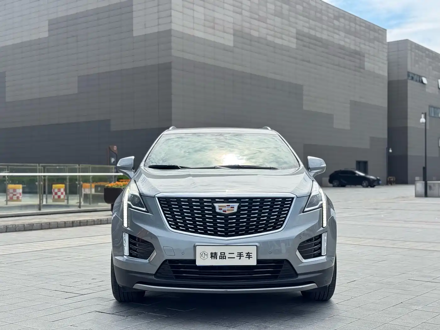 Cadillac XT5 2021 2.0T 2WD Luxury Edition фото 2