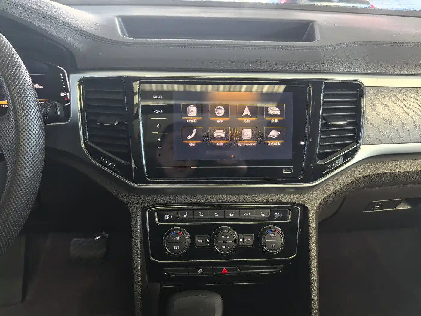 Volkswagen Teramont 2020 380TSI 4WD Luxury Edition China VI фото 10