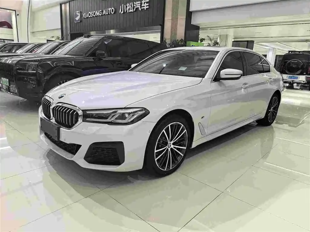 BMW 5 Series 2023 Facelift 530Li Leading M Sport Package