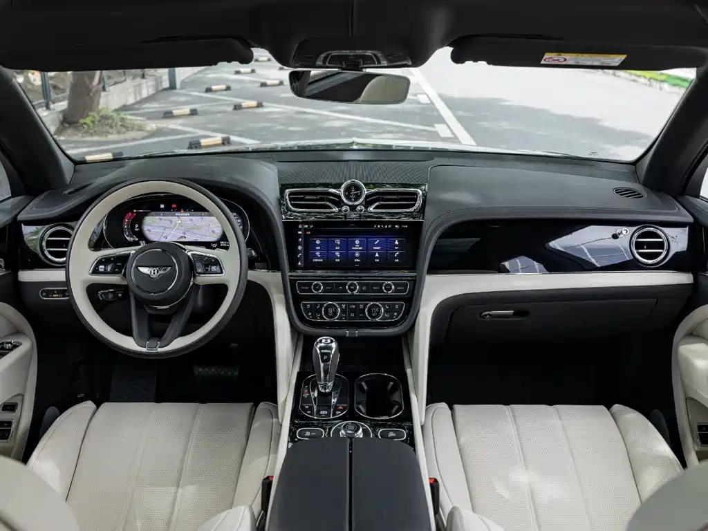 Bentley Bentayga 2024 2024 4.0T V8 Long Wheelbase