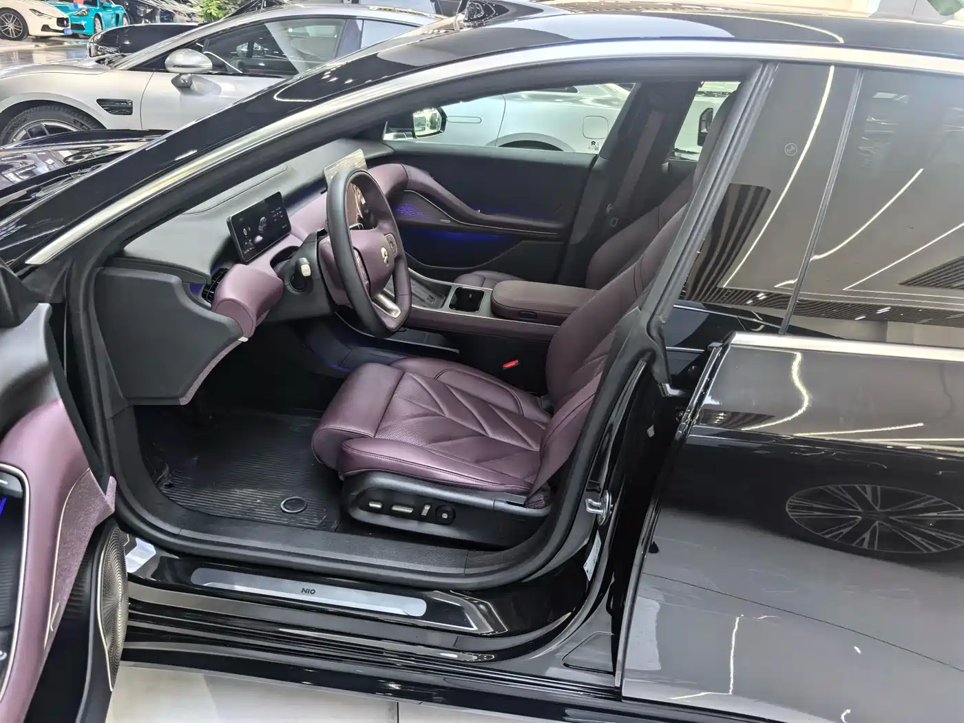 NIO NIO ET5T