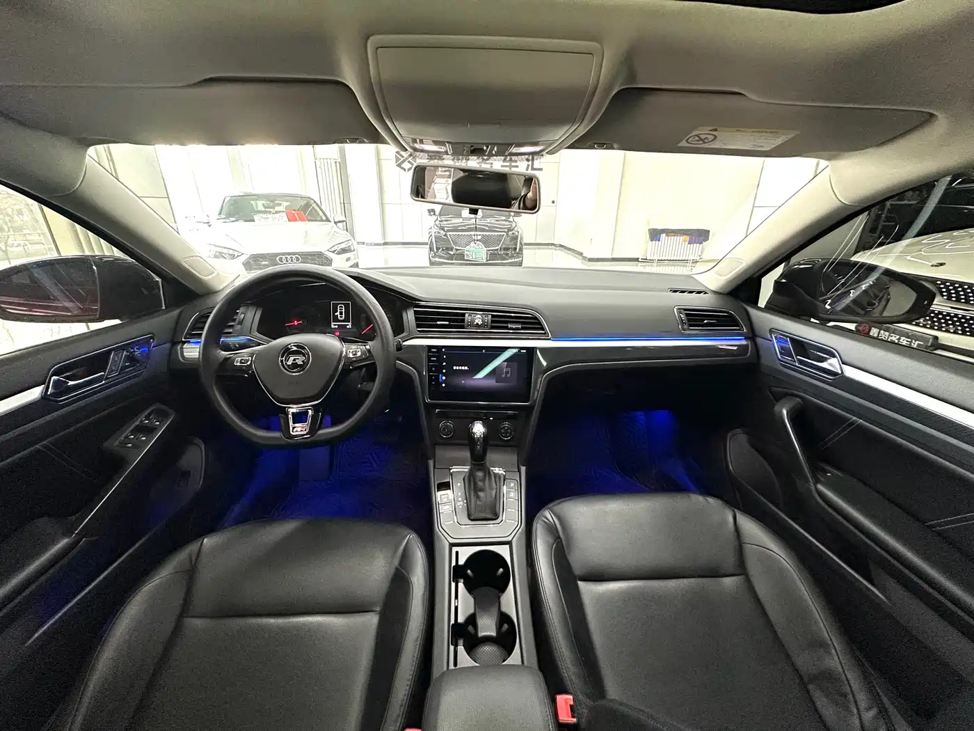 Volkswagen Lamando 2019 230TSI DSG Vision Edition China V фото 3