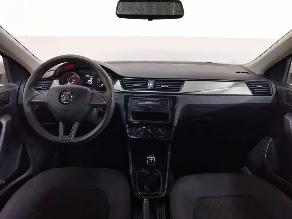 Photo 25 - Škoda Rapid
