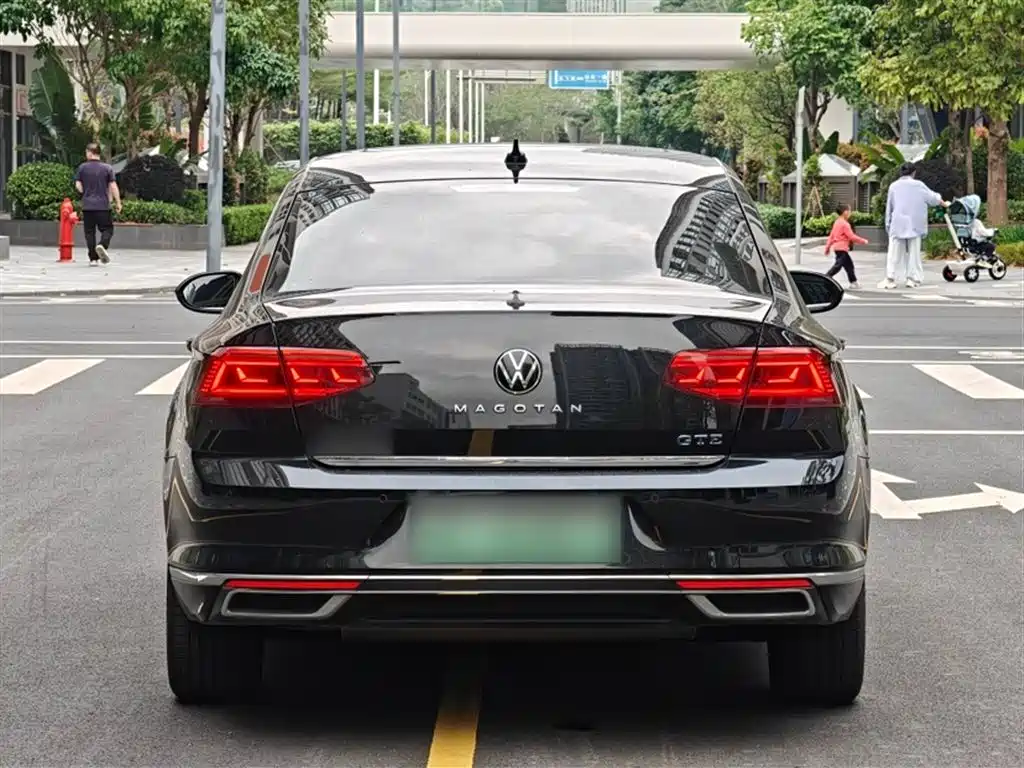Volkswagen Magotan GTE Plug-in Hybrid 2022 GTE Luxury фото 13