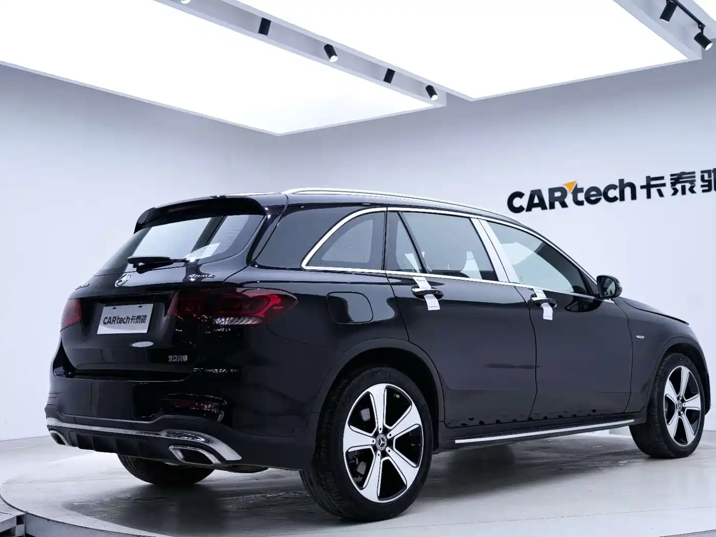 Mercedes-Benz GLC 2022 Facelift GLC 300 L 4MATIC Dynamic Collector's Edition фото 16