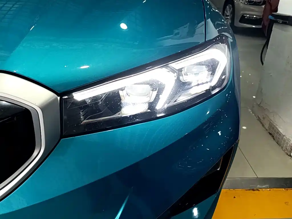 BMW i3 2022 eDrive 35 L фото 24