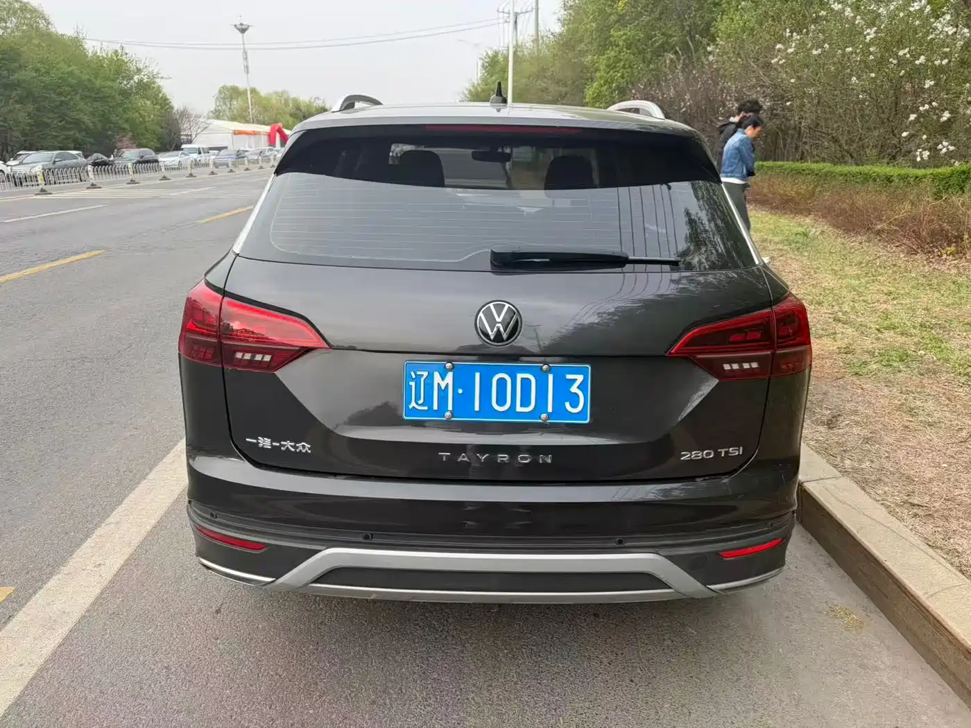 Volkswagen Tayron 2022 280TSI 2WD Luxury Smart Connect Edition фото 3