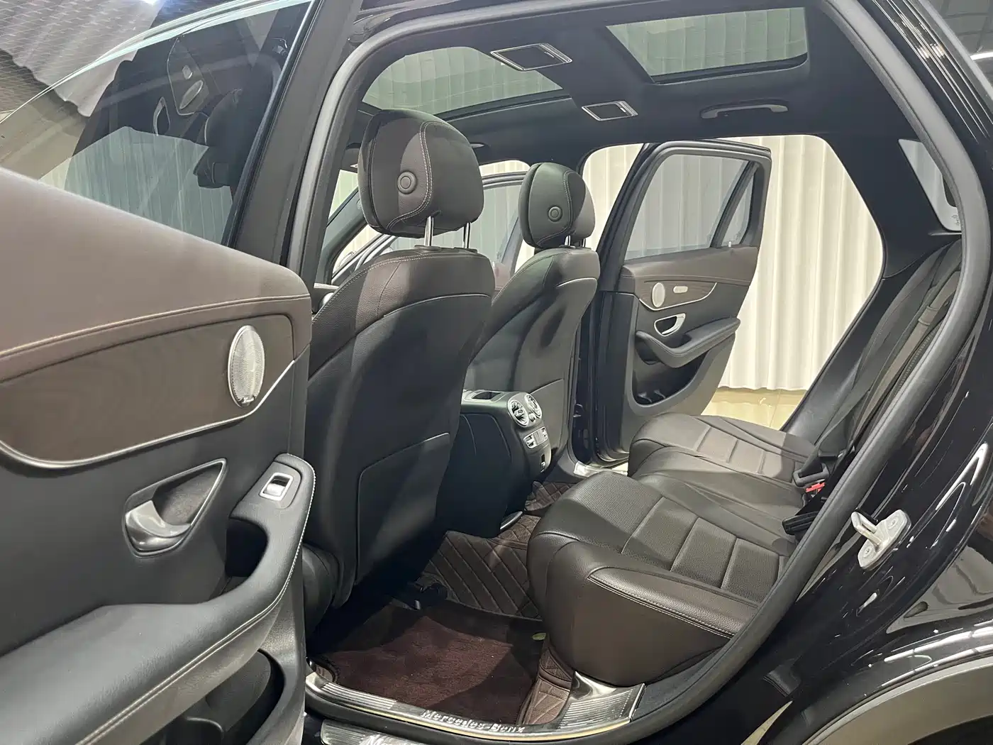Mercedes-Benz GLC 2021 GLC 260 L 4MATIC Luxury фото 10