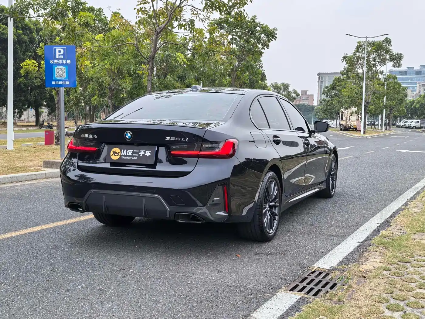 BMW 3 Series 2023 325Li M Sport Black Night Package фото 7