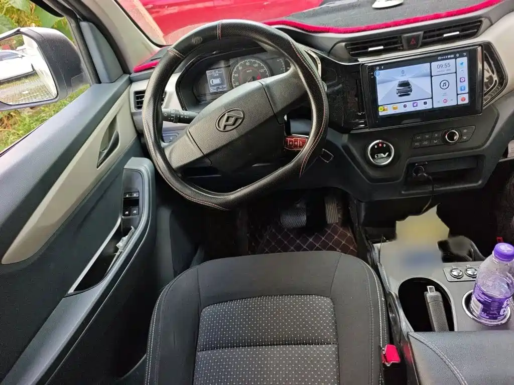 Фото 3 - Maxus Maxus EV30