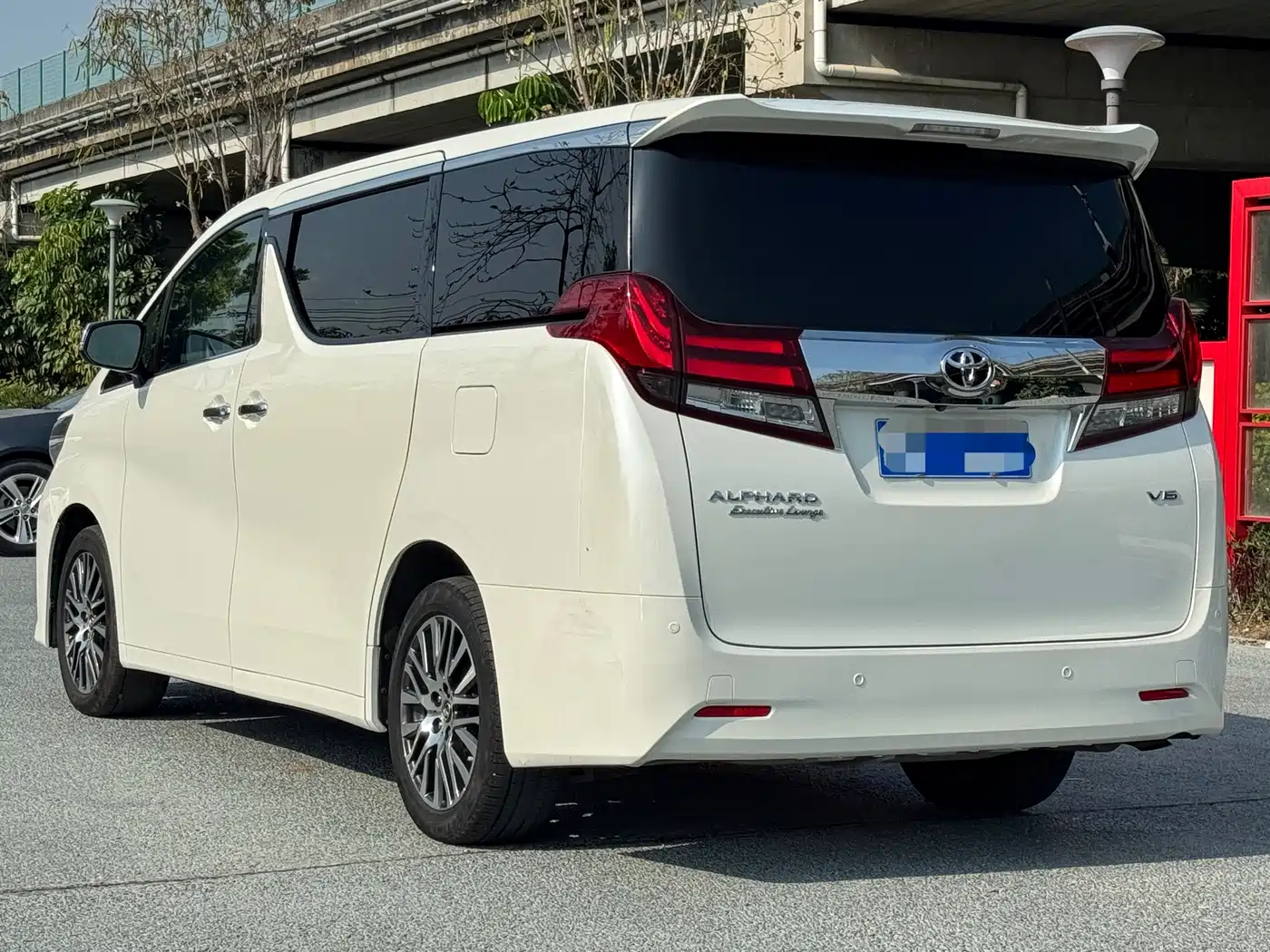 Toyota Alphard 2018 3.5L Premium фото 6