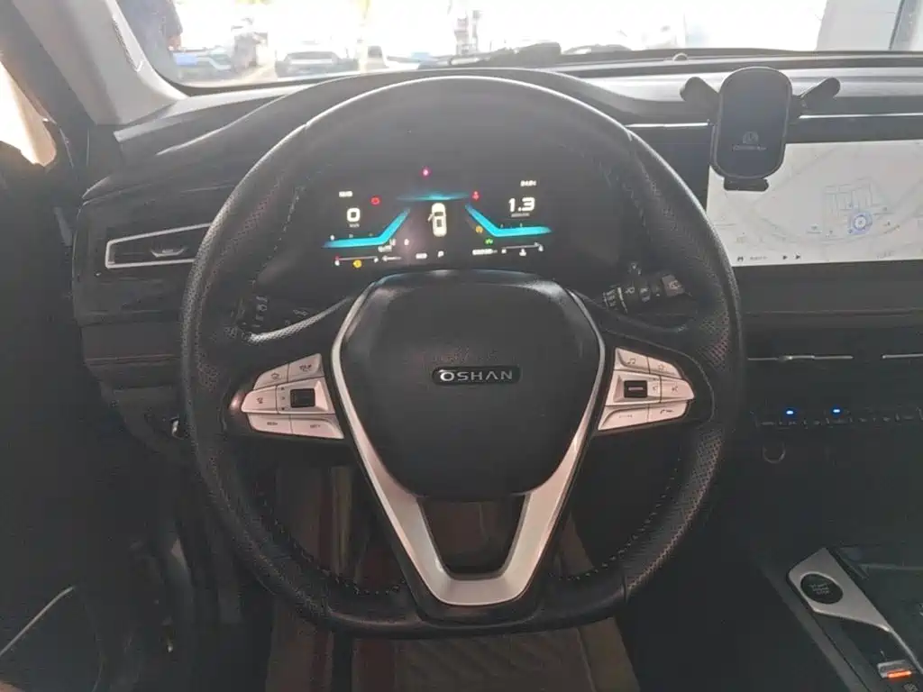 Changan Oshan X7 PLUS 2021 2022 1.5T Blue Whale Automatic Geeker Navigation Edition