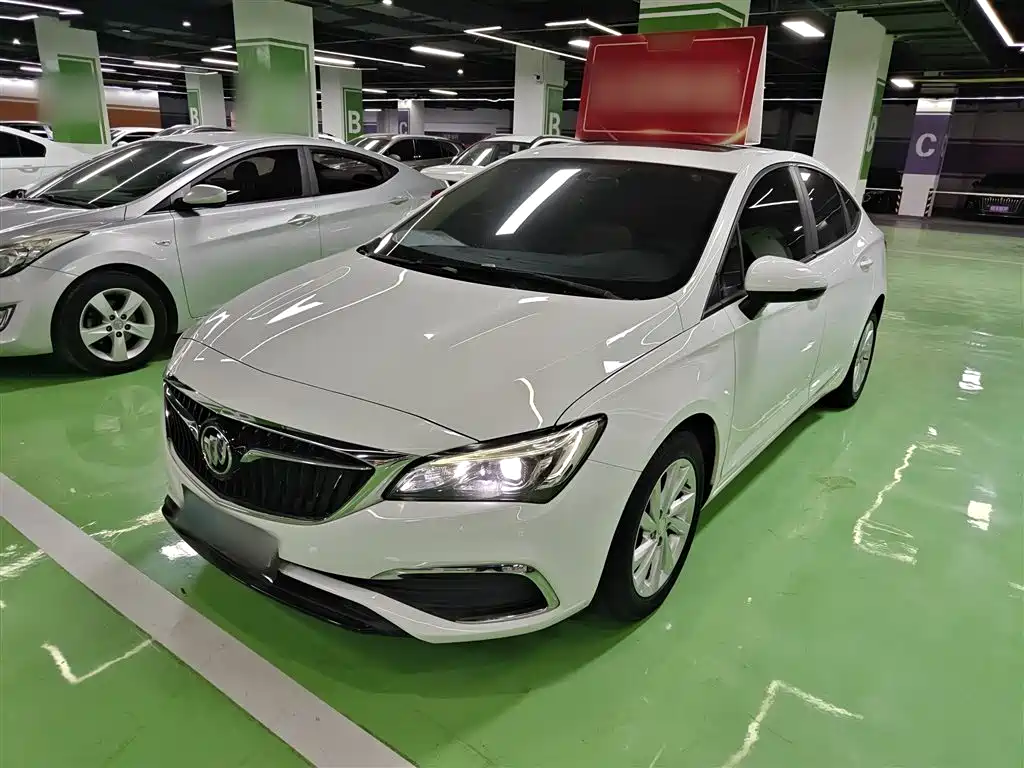 Buick Verano 2019 Sedan 15S Auto Leading фото 2